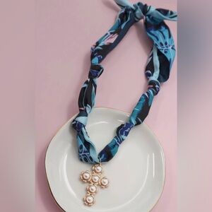NWT Boutique Scarf Print Cross Necklace